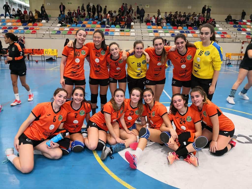 Sareteknika Kukullaga Eskubaloi taldea balonmano